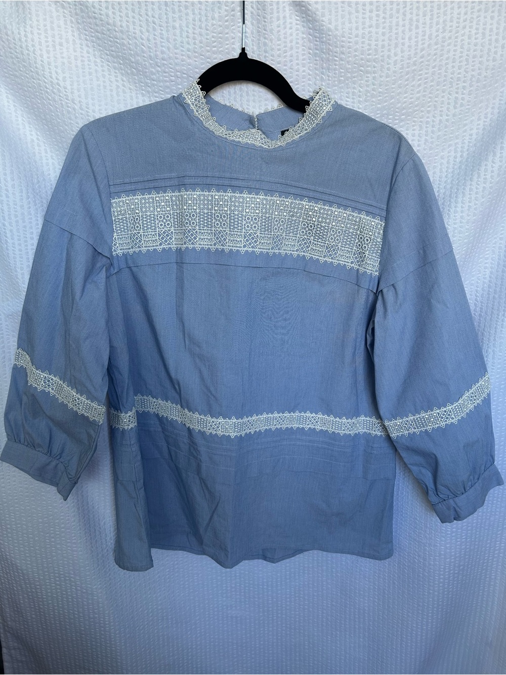 Banana Republic Blue & White Lace-Trim Cotton-Blend Blouse Size Medium